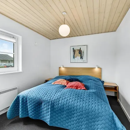 Gorgeous In With Wifi Holiday home