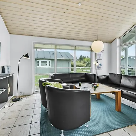 Holiday home Gorgeous In With Wifi *