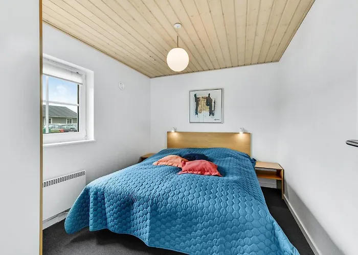 Gorgeous In With Wifi Holiday home