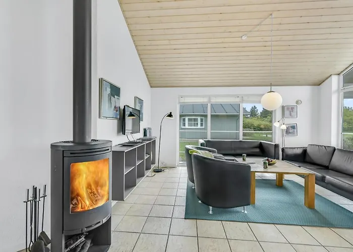 Gorgeous In With Wifi *