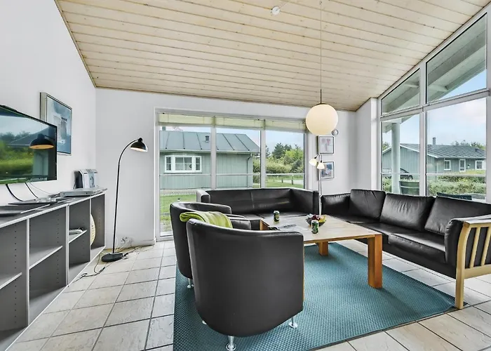 Holiday home Gorgeous In With Wifi *